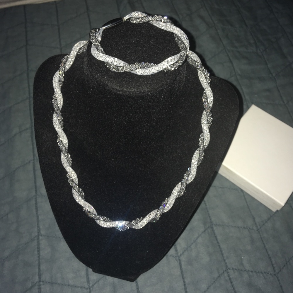 Black & White woven mesh twisted magnetic Necklace and Bracelet set